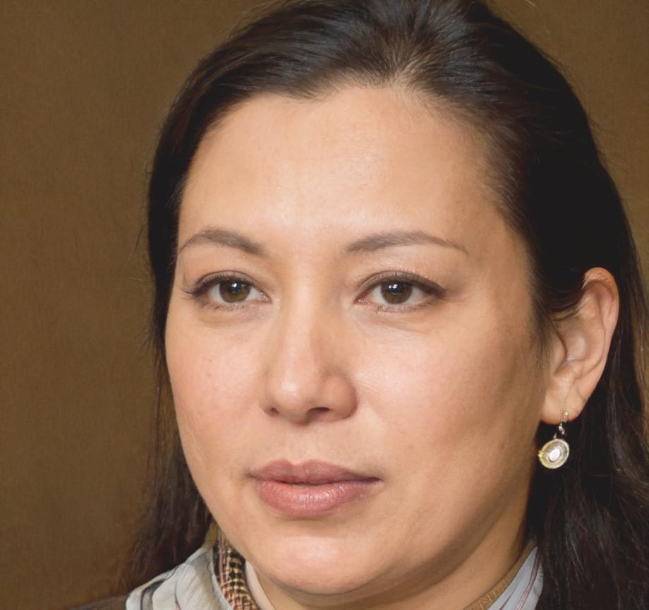Petra Nováková, CFO TechCorp